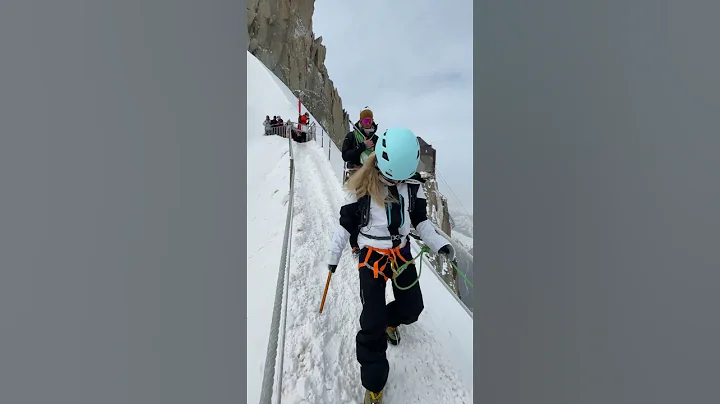 Watch how Salomon Nordic Athlete Jessie Diggins st...