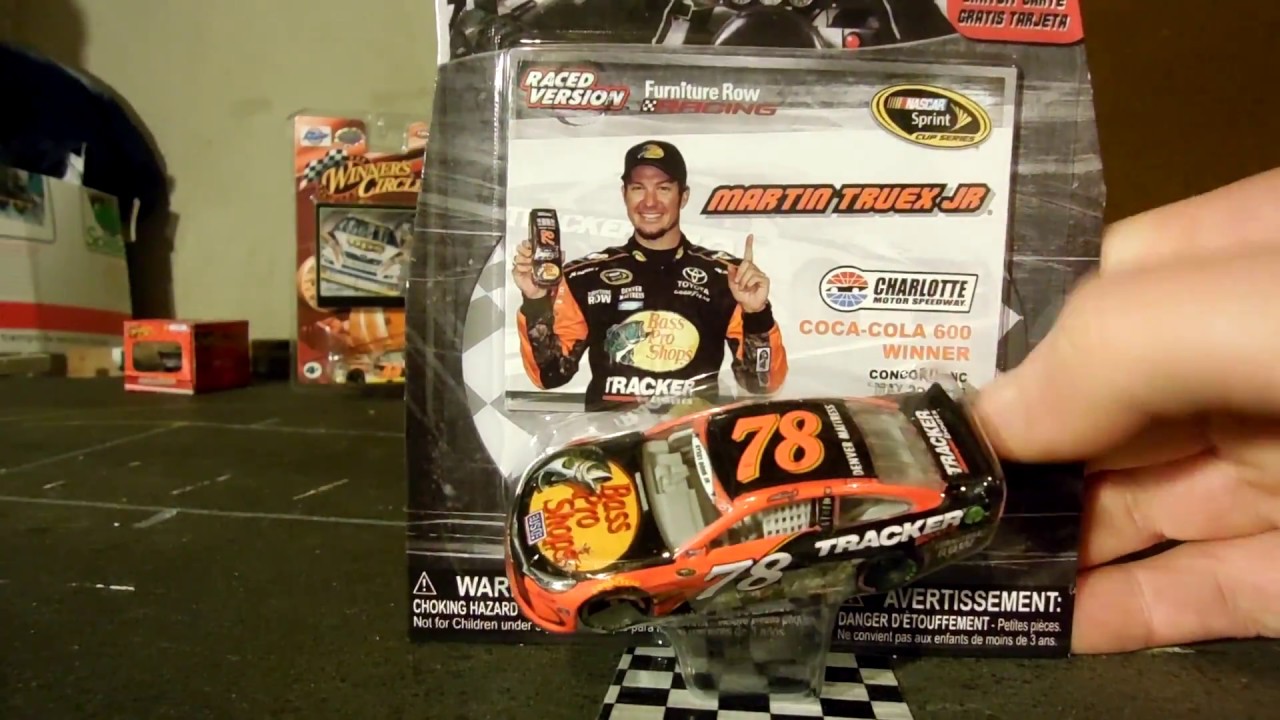 martin truex jr diecast 1 64