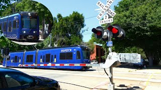 SacRT Siemens S700 Test Train & SacRT Trains - 13th St. Railroad Crossing, Sacramento CA