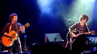 Billie Joe Armstrong performs "Holiday" @ Acoustic-4-A-Cure @ the Fillmore 5/15/2014 chords