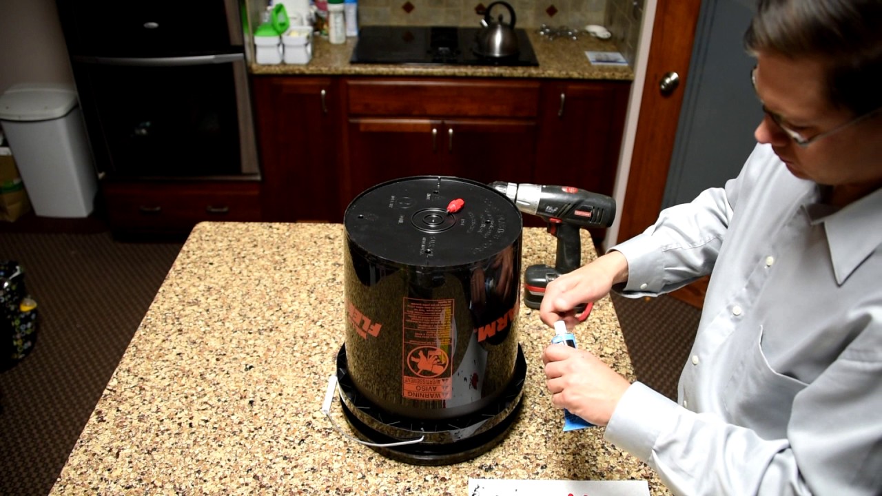 Easiest Diy Cheap Chicken Or Turkey Waterer Youtube