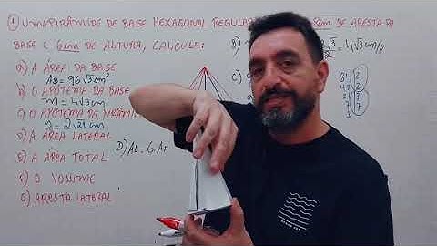 Pirâmide de base hexagonal regular #matemática
