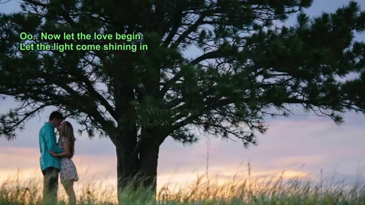YouTube에서 Julie Anne San Jose & Ralf King - Let The Love Begin 보기 YouTube에서 Julie Anne San Jose & Ralf King - Let The Love Begin 보기