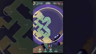 Why phoenix isn’t dying😭 #valorant #valoranttips #riotgames #valoranthighlights #valorantclips #1m