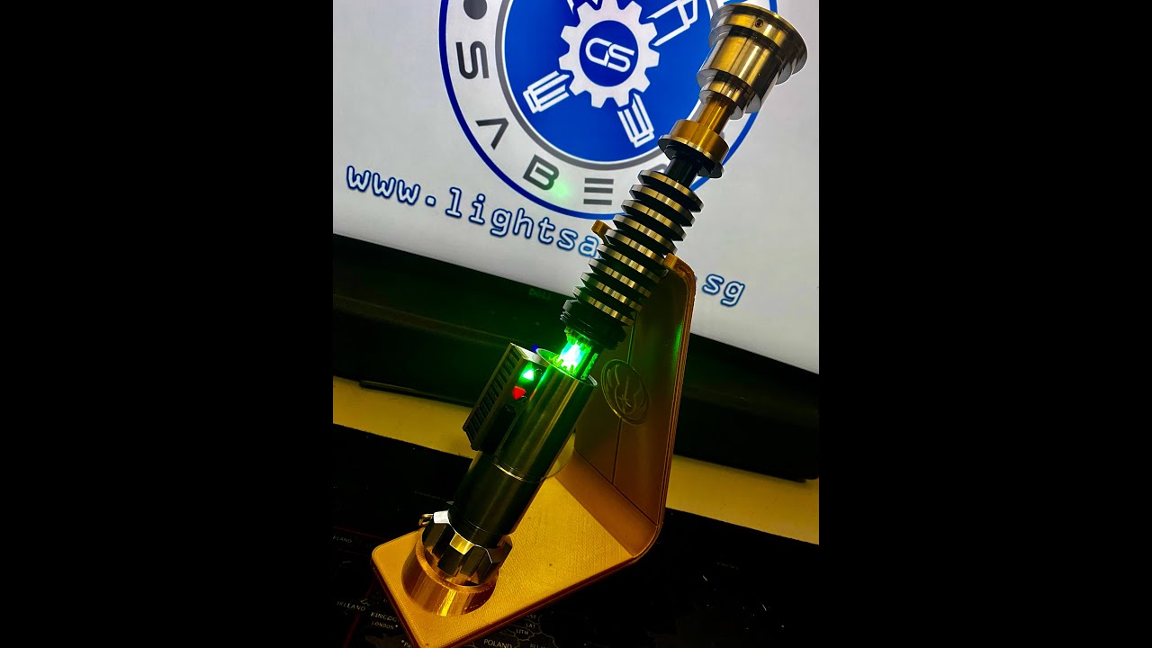 Luke Skywalker lightsaber TLJ New Crystal Chamber and Gesture Ignition