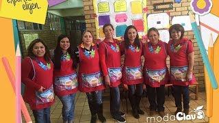 Festejo Del Día De La Educadora Y El Uso Diario De Su Bata Para Educadora