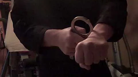 Handcuffing Techniques.wmv