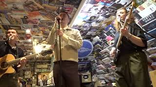 Joesef-Just Come Home With Me Tonight @ Banquet Records, 12th Jan 2023 Resimi
