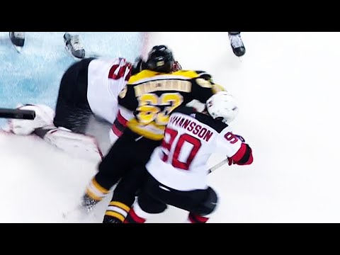 Bruins’ Marchand gets away with elbow that drops Devils’ Johansson