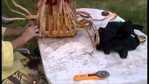 Nancy Today: Weaving cedar bark basket ASMR weaving basketmaking (basket making tutorial)
