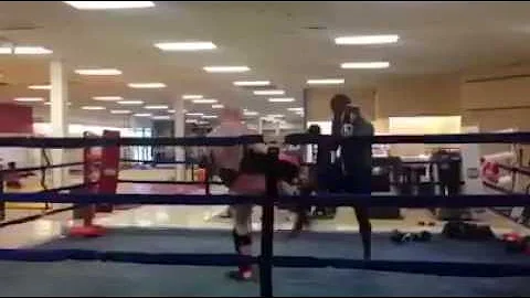 Thai Pads: Darrius Heyliger vs Alex Sitpangpondam;...
