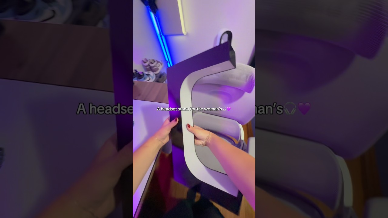 For the girls💜🎧 