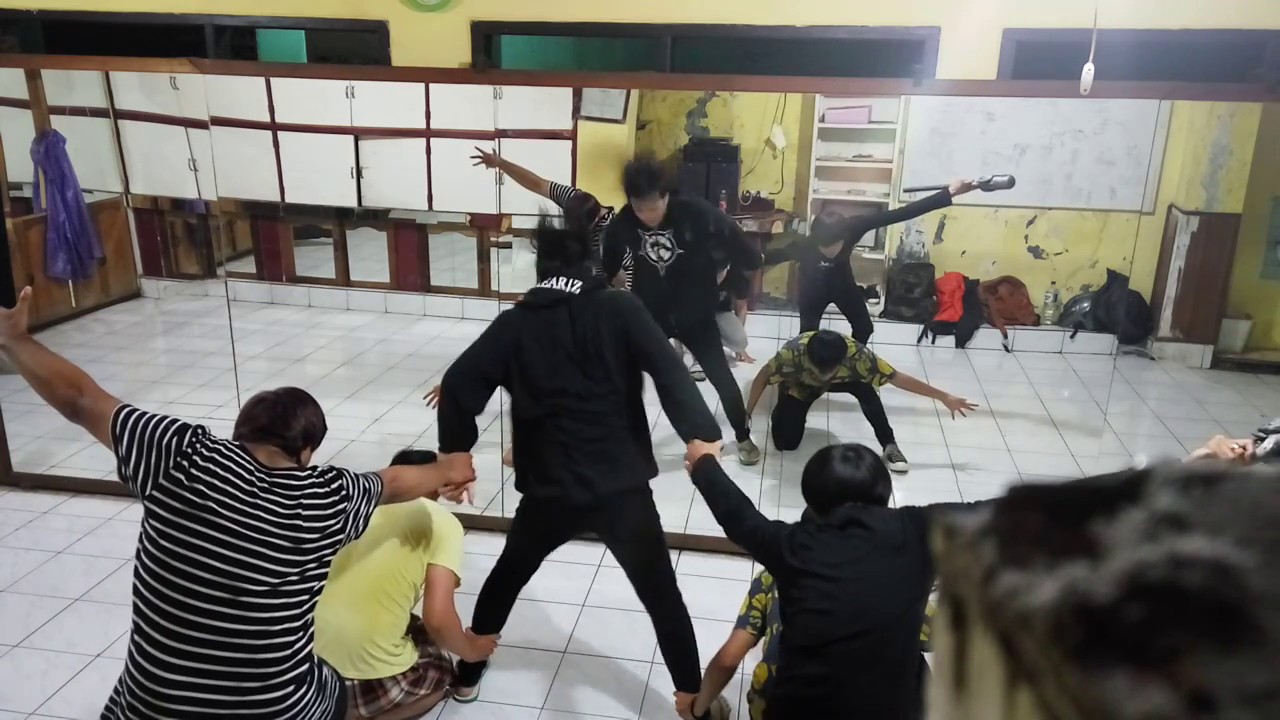 CHILI [ practice ] VIXX - Intro, Hyde, Voodoo doll Dance Cover