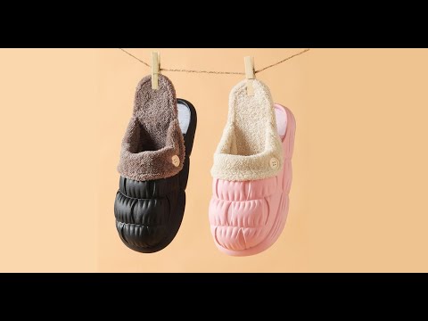 Трендовые резиновые тапочки с плюшевой съемной стелькой. Кроксы утепленные, тренд 2023 года