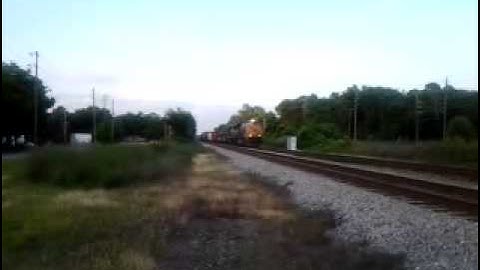 CSXT Q401 South Selma NC SD70AC/C40-8 K5LA Salute