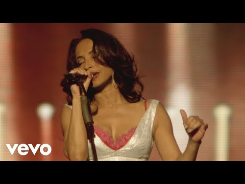 sade---the-sweetest-taboo-(live-2011)