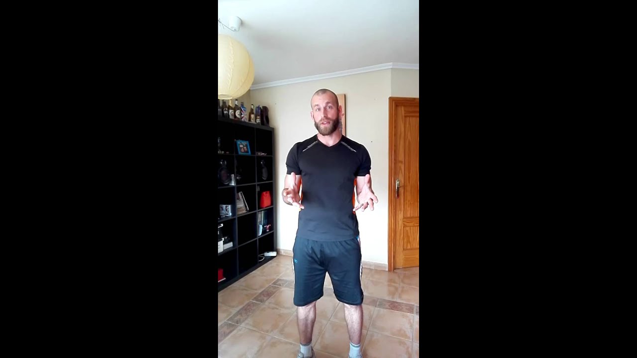 Sentadilla con salto codo-rodilla entrenamiento running