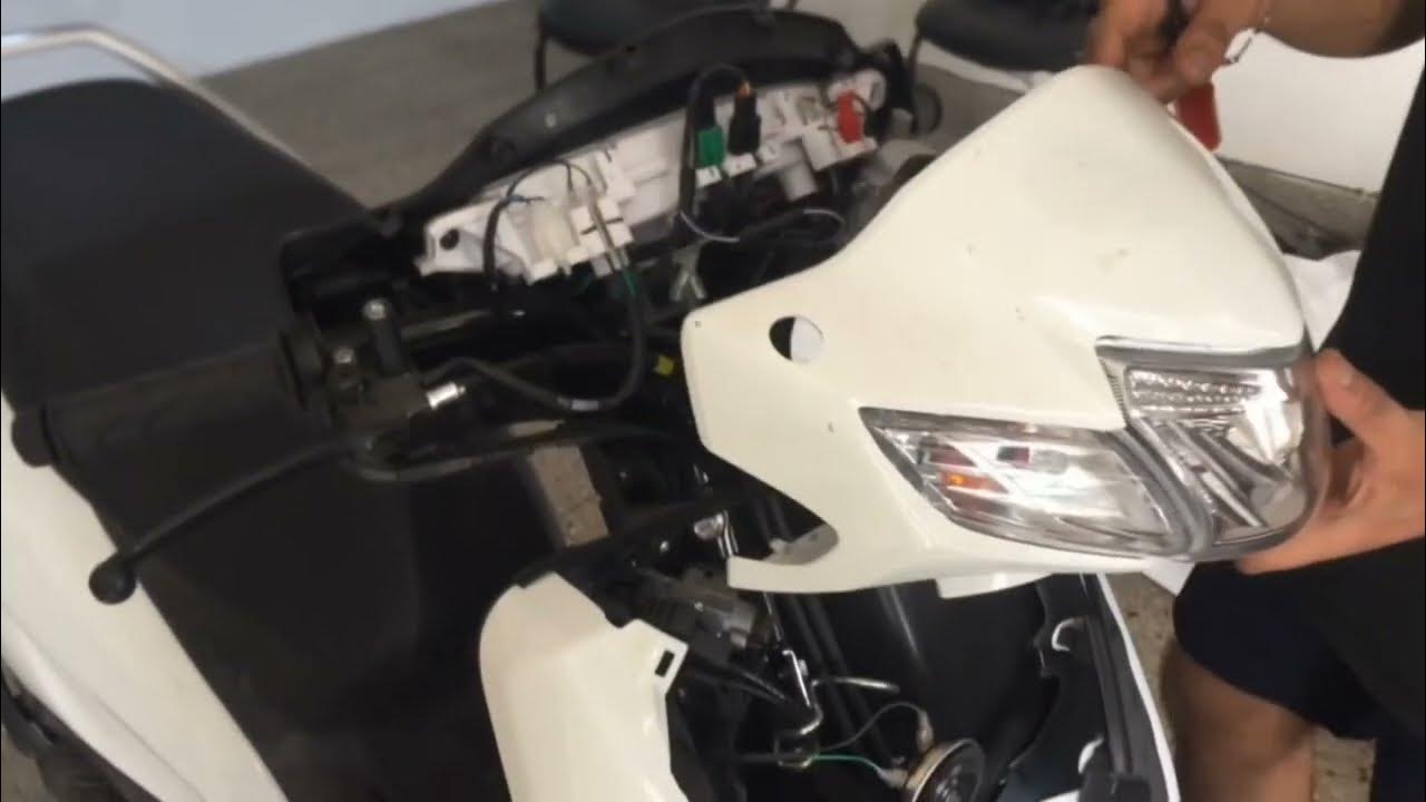 How to open Activa Head Light, Speedometer. activa honda YouTube