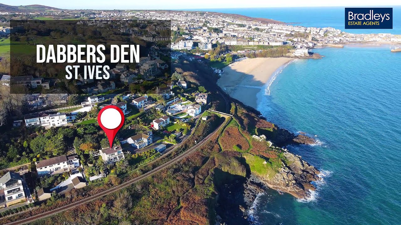 PROPERTY FOR SALE | Dabbers Den, St Ives | Bradleys Estate Agents