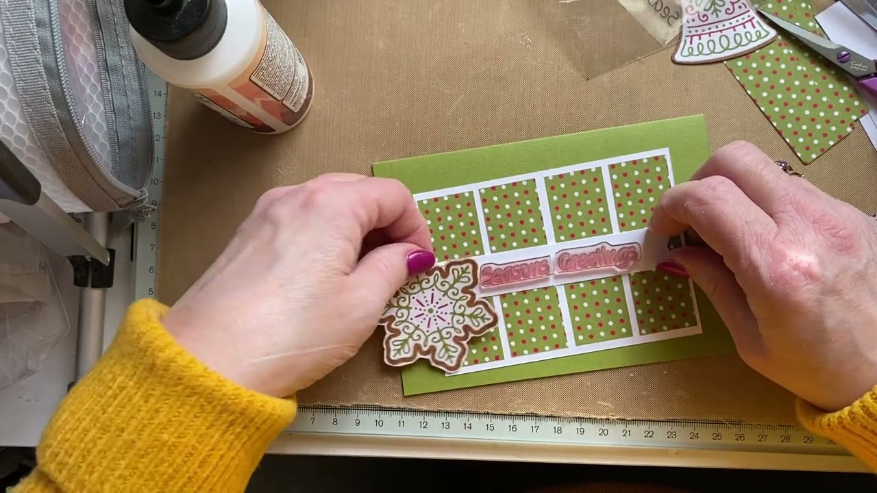 У меня есть полоски, они множатся, 2026 #7, три рождественские открытки