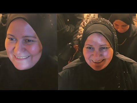 إنهيار والدة محمد رمضان في عزاء زوجها والأسرة كلها عزاء والد الفنان محمد رمضان بحضور جميع النجوم