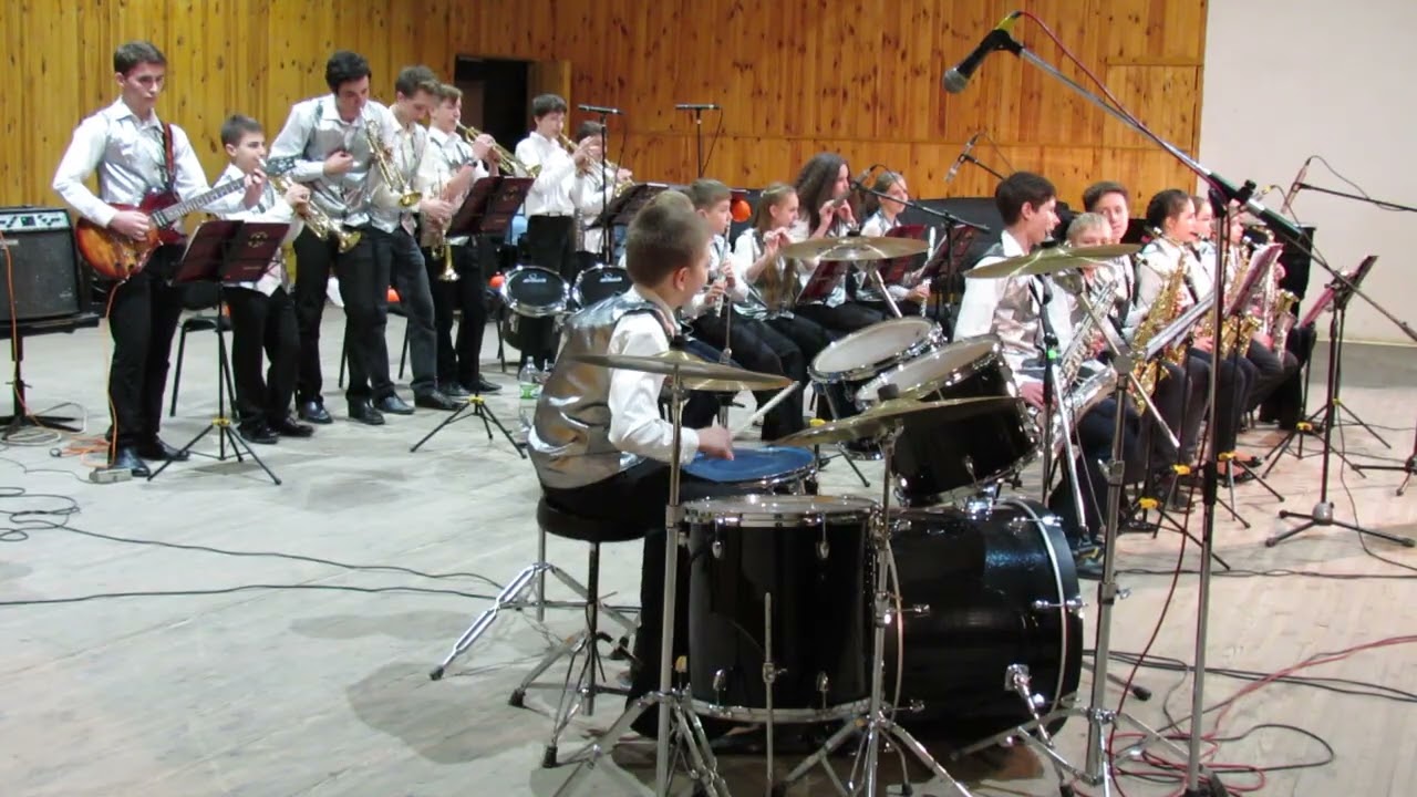 Caravan - Duke Ellington - Барабанщик Даниил Варфоломеев с Оркестром " Little Band "