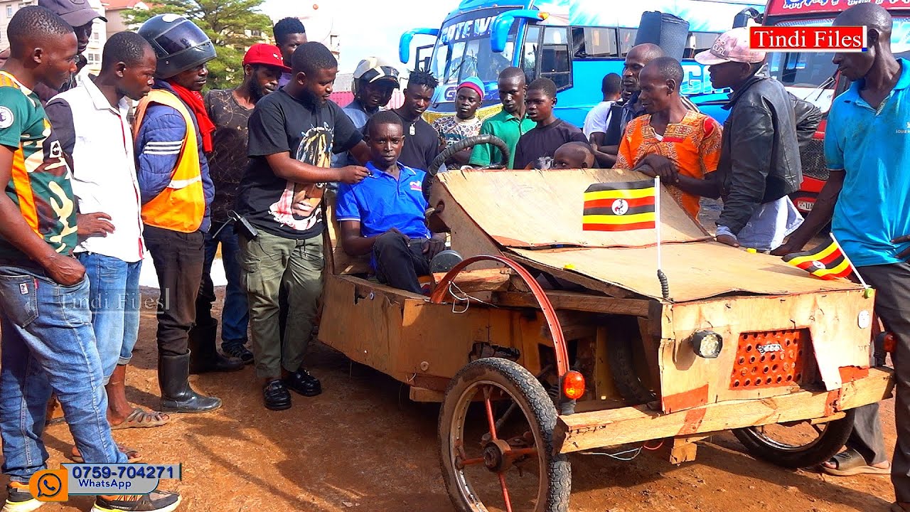 Wunno Omuvubuka Eyakoze Emotoka Yebyewunyo. Asaba Buyambi