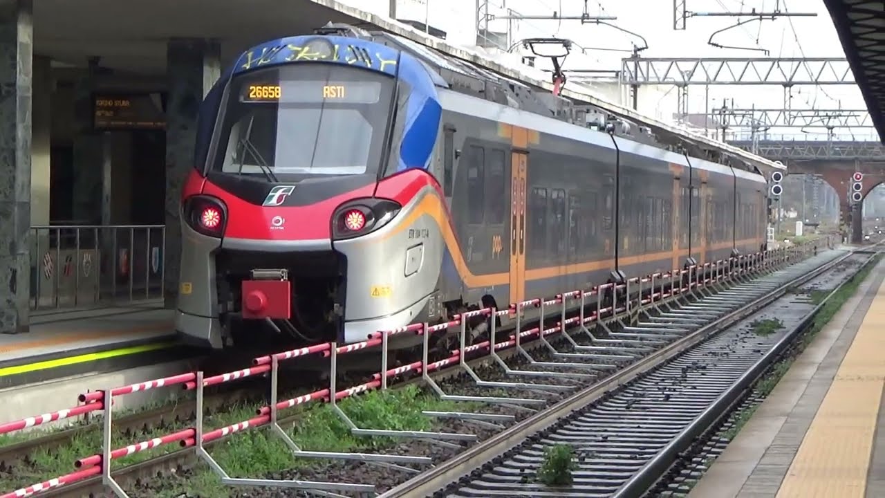 Treni ordinari e non in una domenica mattina ad ASTI!