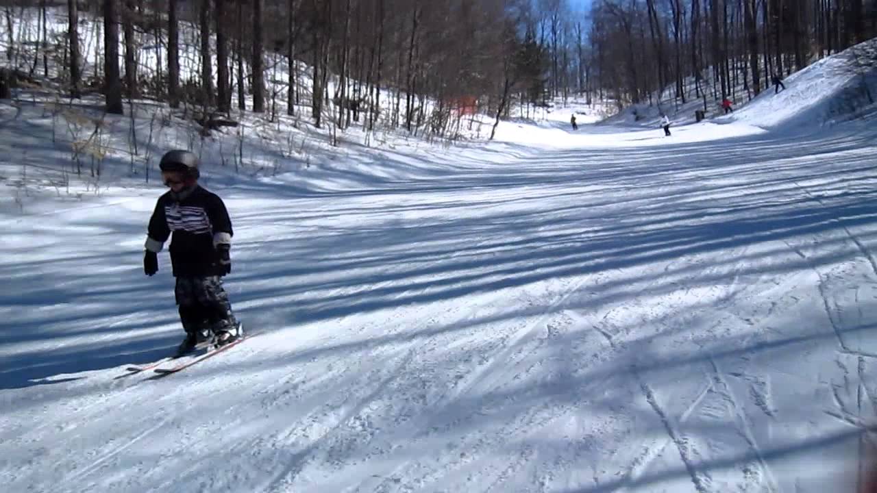 Skiing at horseshoe valley YouTube
