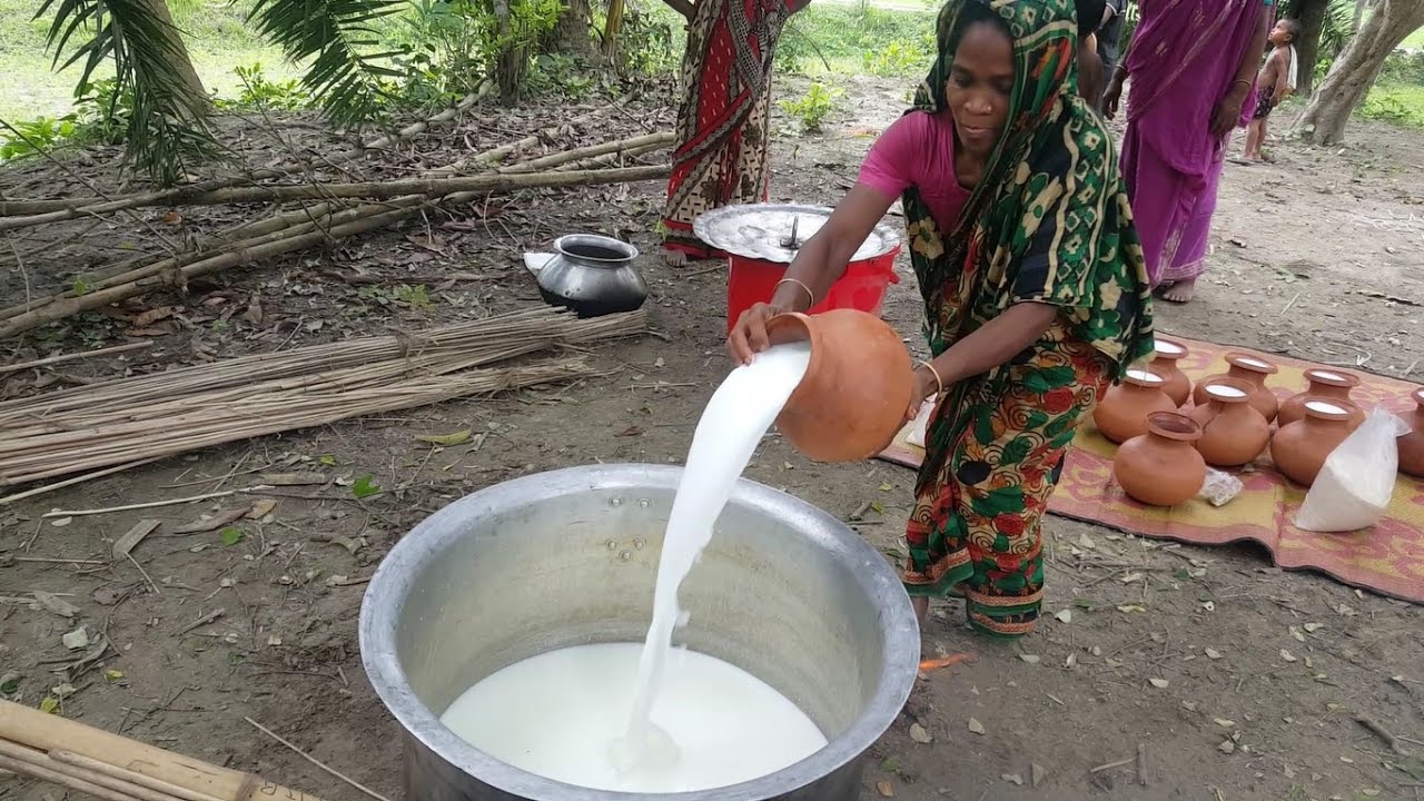 150 Liter Milk & Rice Prepared For Charity Food Serve Children