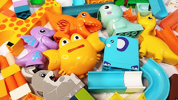 Satisfying Building Blocks Marble Run ASMR giraffe, dinosaurs, rabbit, crab and elephant course