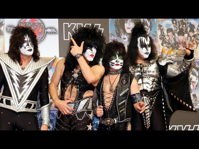 KISS Holds Press Conference for 11th Visit to Japan, Performs