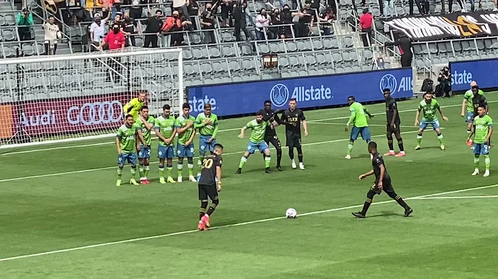 LAFC free kick goal! - Eduard Atuesta - April 24, ...