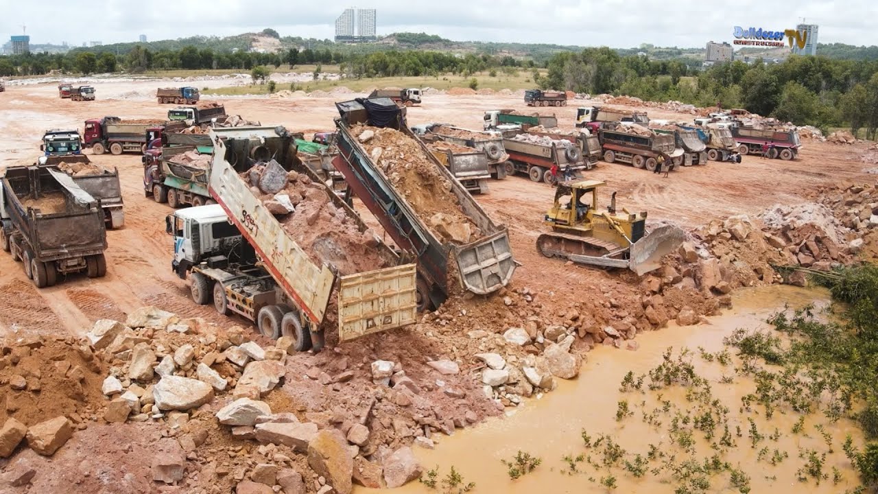 OMG! Rare Activities Of Hundreds Dump Trucks Team 25t Loading Big ...