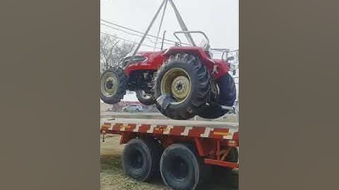 Solis tractor unloading 2022