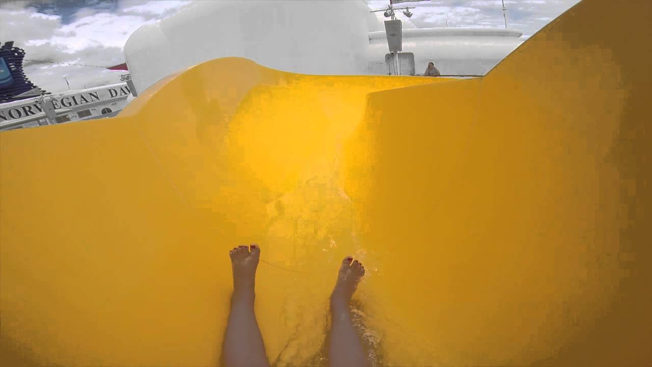 Twist 'n Spout POV Disney Magic