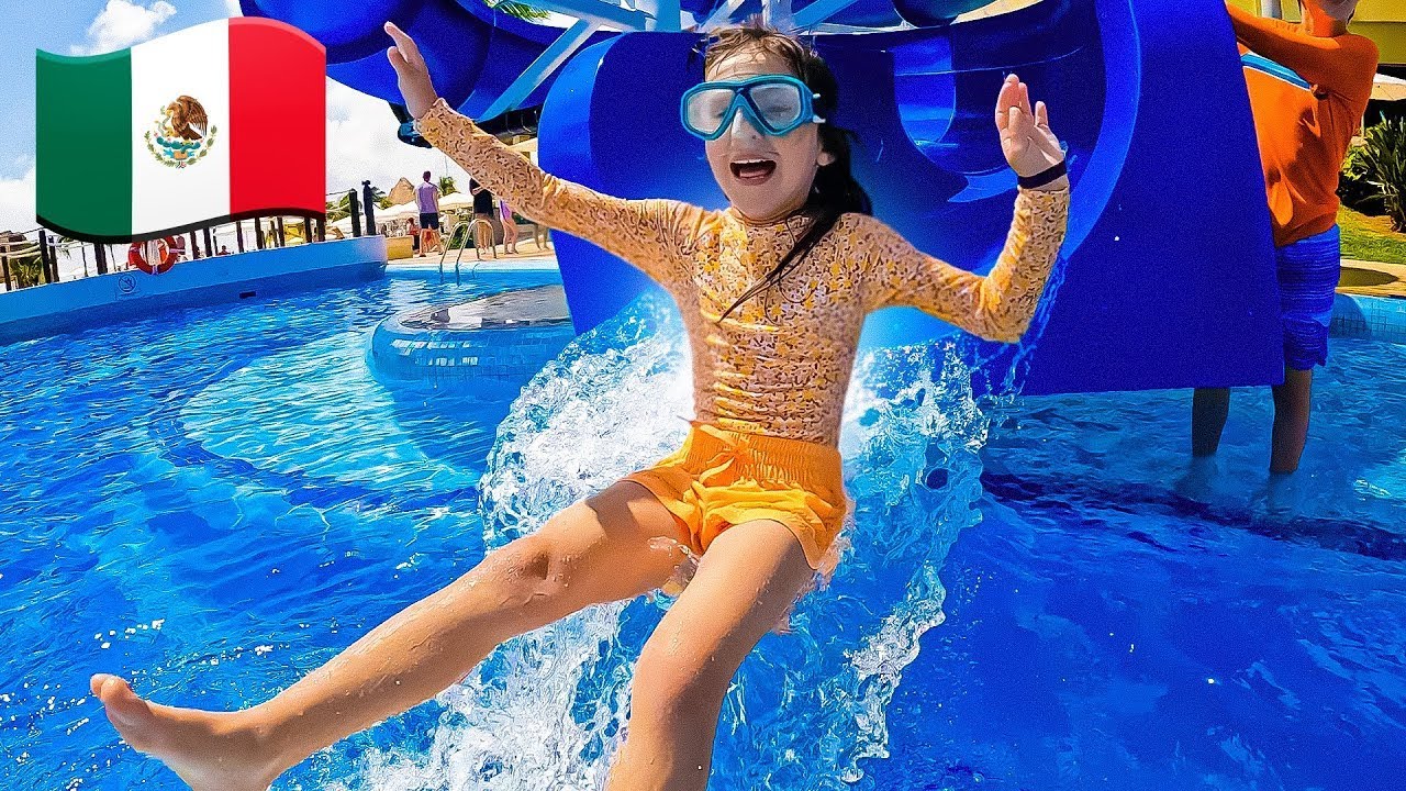 TOBOÁGUA E PISCINA GIGANTE NO MÉXICO 🇲🇽 Férias Família Brancoala