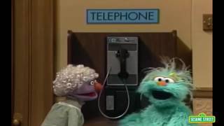 Classic Sesame Street  Meeting Rosita