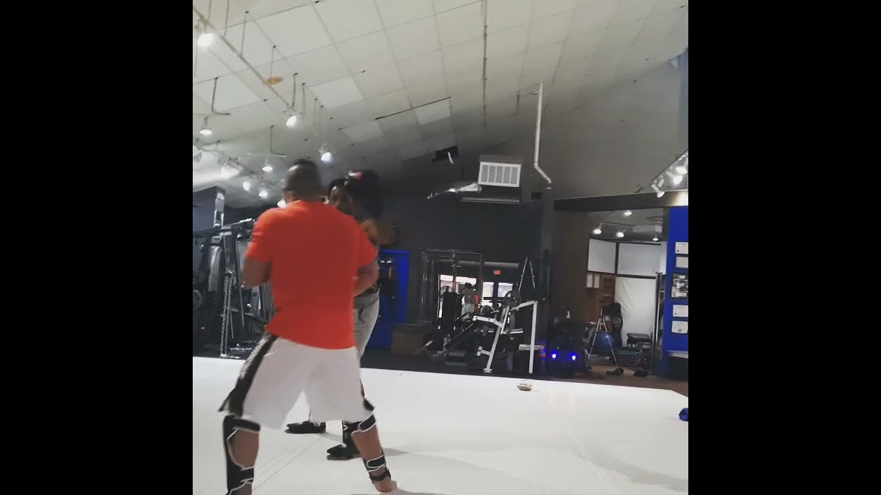 Sparring with The Afro Samurai Marco Hutch 🥊