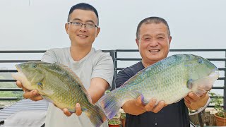 阿胖山出海釣不到魚還暈船，上市場花600買2條青衣魚，做酸菜魚吃