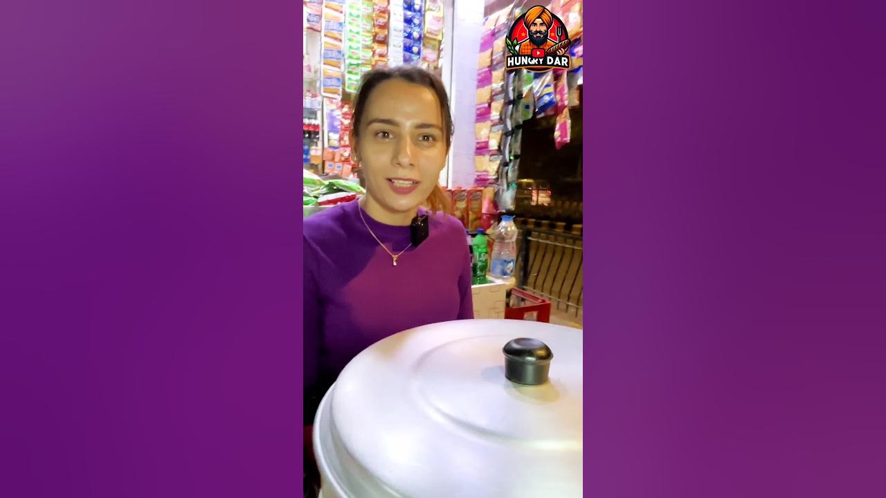 delhi-famous-momos-anpad-momos-wali-youtubeshorts-youtubefeed