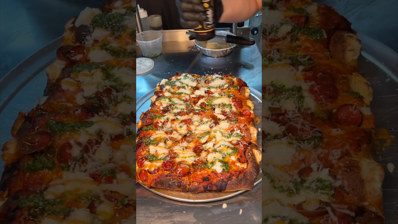 The STUFFED RICOTTA PIZZA from Mimmo’s Pizza Shoppe on Staten Island in NYC!!! 😳🤤🍕🧀 #DEVOURPOWER