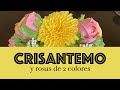 Crisantemo y rosas de dos colores en merengue