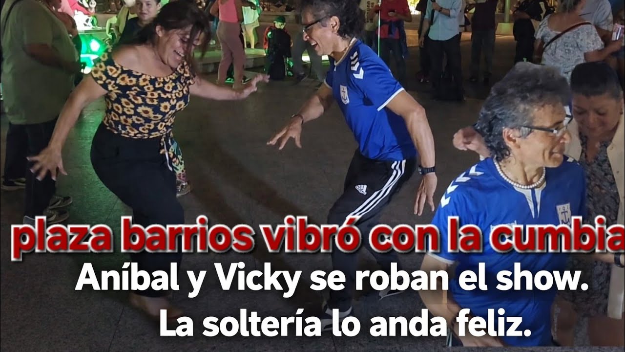 🛑 Esta vez fue la noche de anibal ,, nada le importó para disfrutar junto a vicky 😎😎