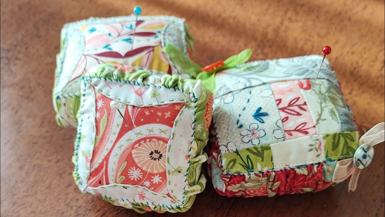 Cuscino Portaspilli In Legno Con Base - Per Cucito, Ricamo E Fai-da-Te (Colore Casuale) - Foto 7