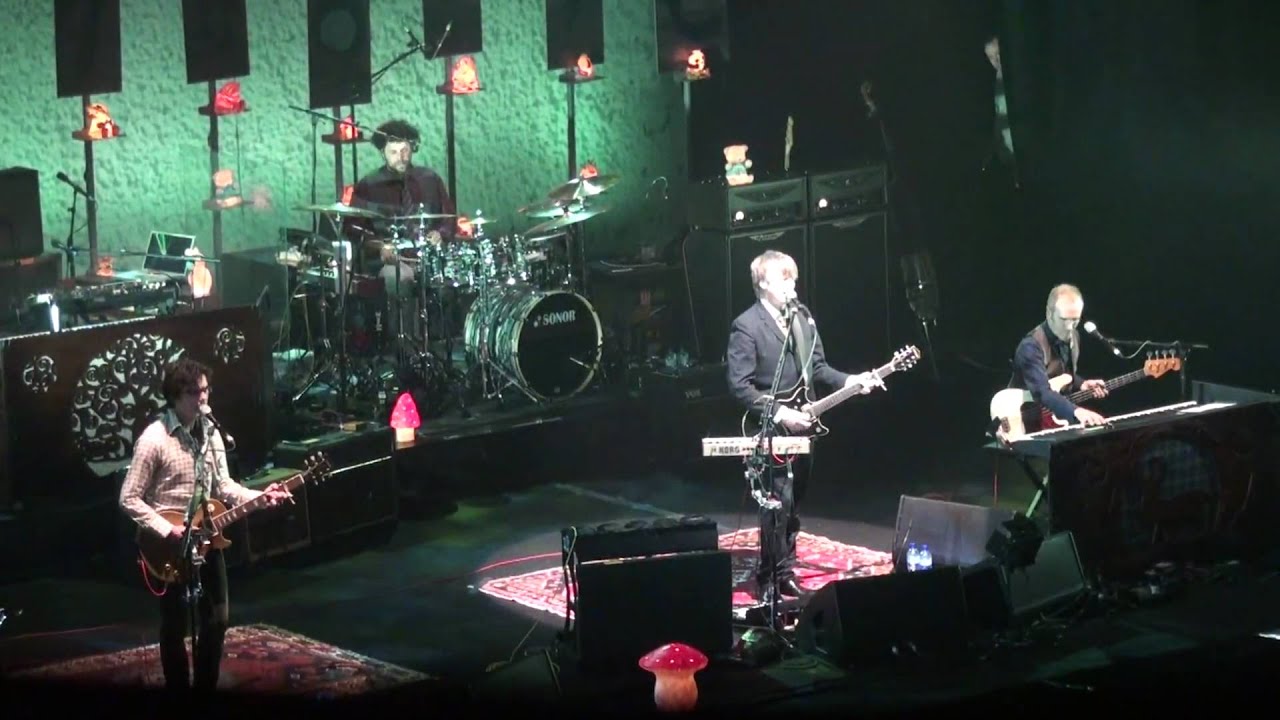 Crowded House - Don't Stop Now - Hammersmith Apollo 9th June 2010