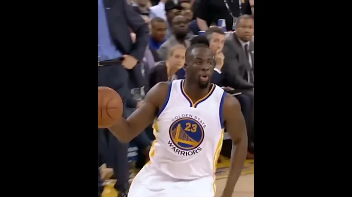 The moment when Klay Thompson celebrated Steph Curry’s 3 too early 😂 | #Shorts