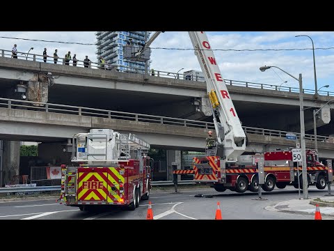 Toronto Fire SAVES a PERSON from the GARDINER EXPRESWAY (August 30, 2026)