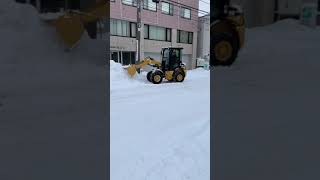 Snow Cleaning-Sapporo Japan