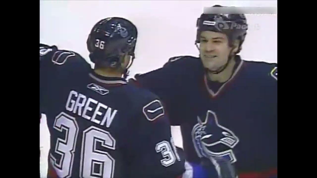 Throwback: Canucks Score 5 PPGs vs Blue Jackets in a 7-4 Rout (Feb. 6, 2006) (RSN-P)